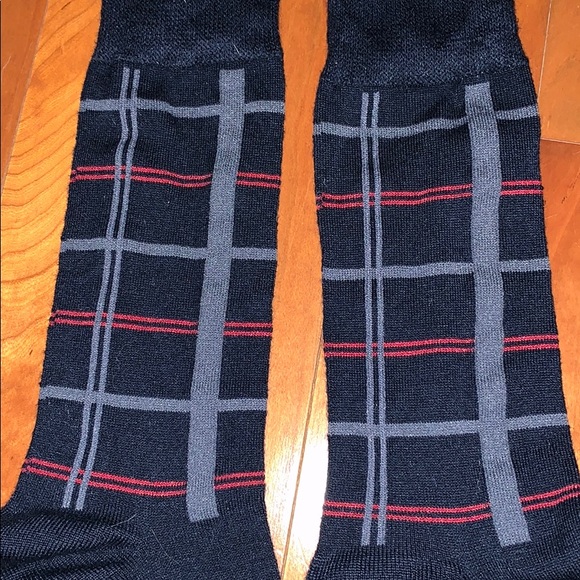 NWOT 3 Pairs Dress Socks men’s SOFT NEW small - Picture 5 of 6